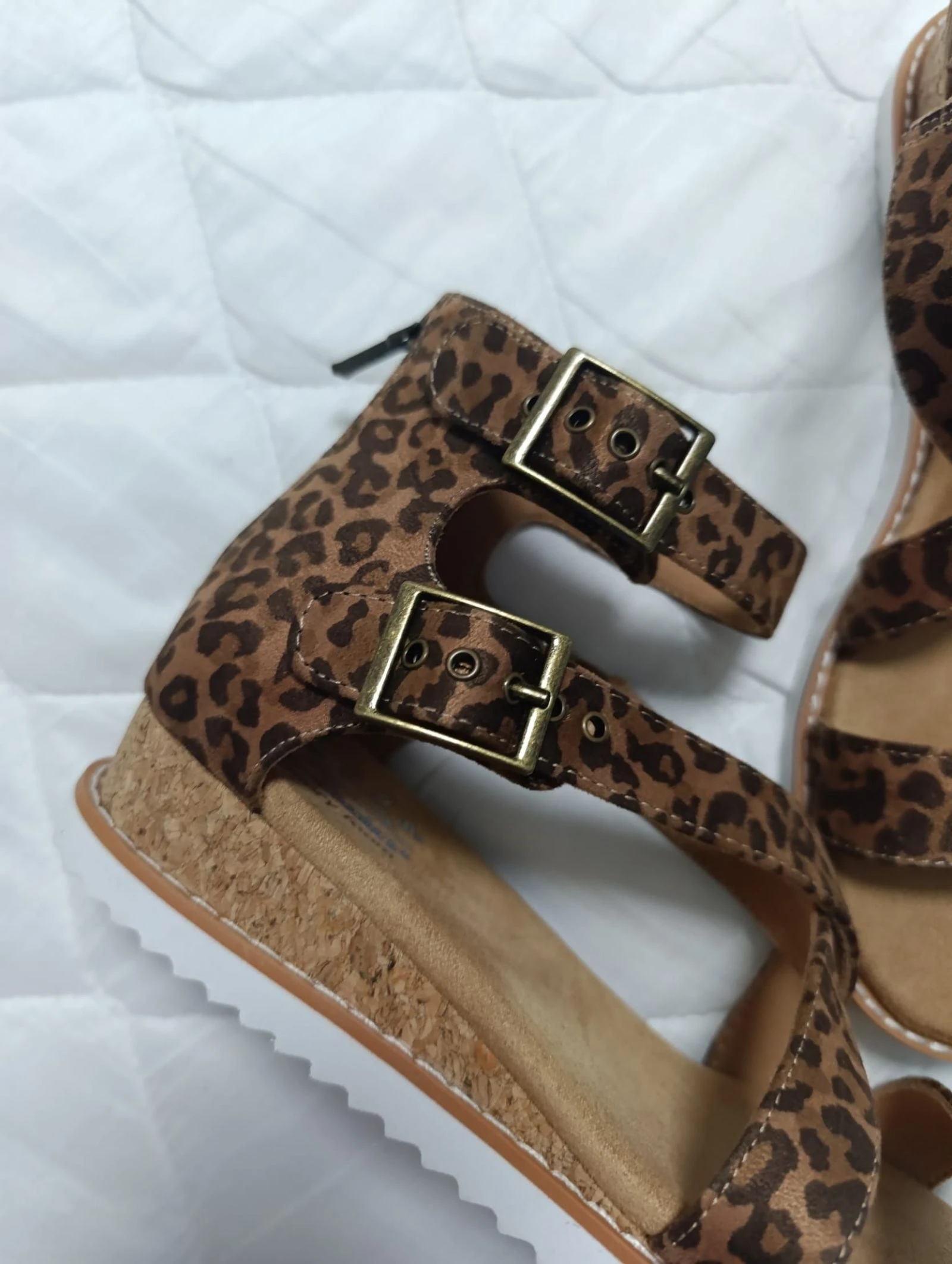 Sandálias Skechers Bob animalprint tamanho 38 – photo 13